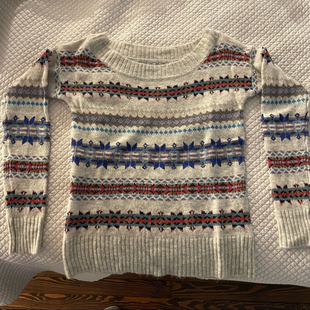 American Eagle size Small sweater